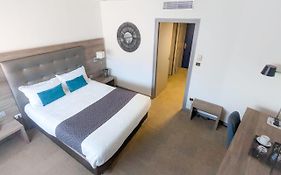 KYRIAD LYON EST - Genas Eurexpo